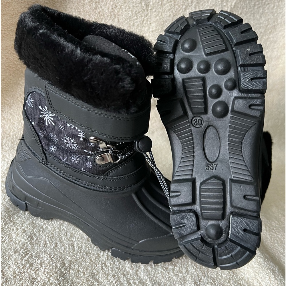 Snow shoes
